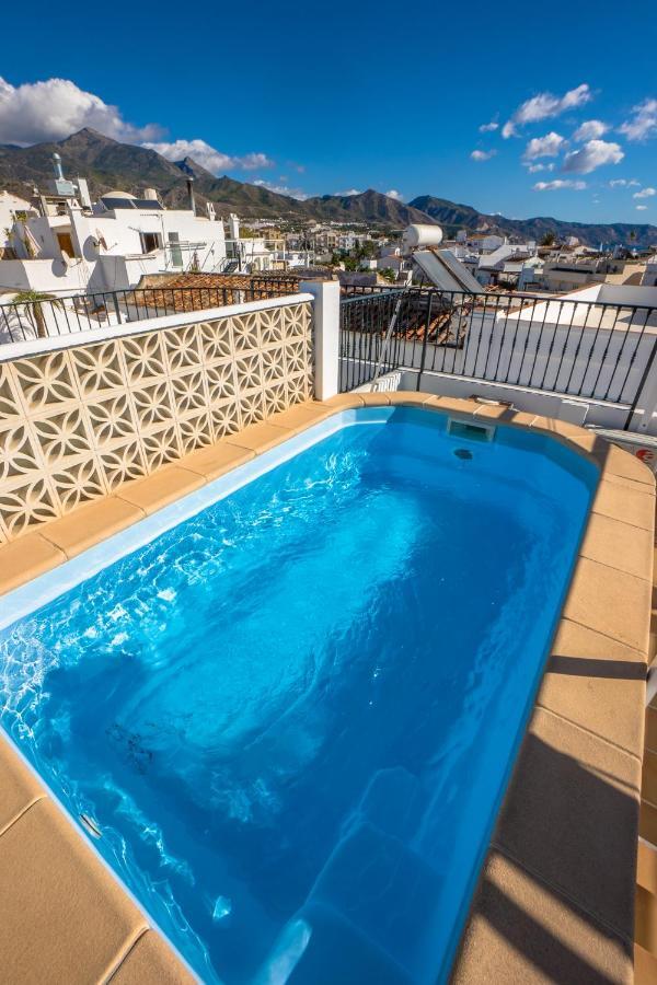 M&G Acqua Private Pool Apartment เนร์คา ภายนอก รูปภาพ